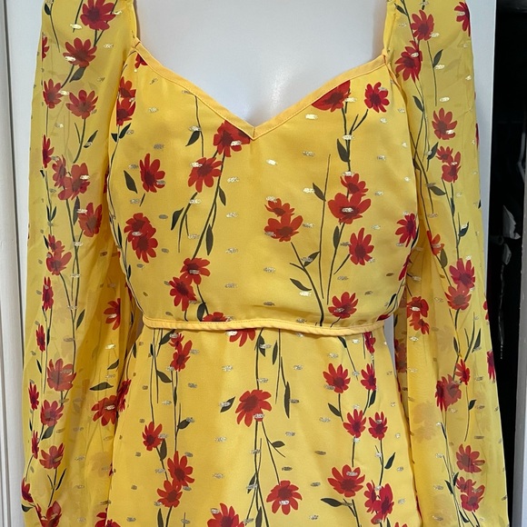 Mustard Yellow Floral Print Peplum Top - Picture 3 of 5